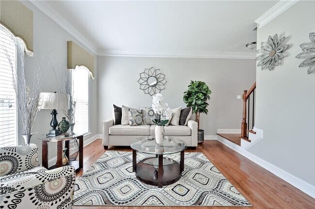 Building Photo - 2370 Scotney Castle Ln