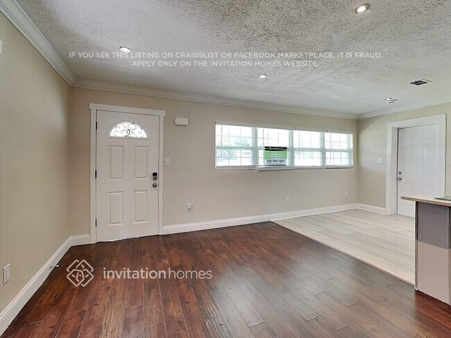 Foto del edificio - 849 Sunniland Dr