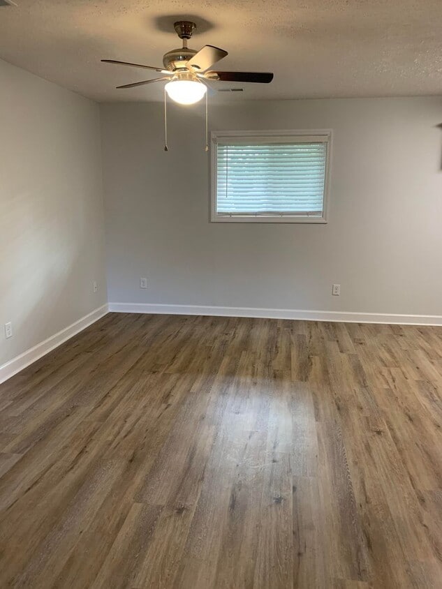 Foto principal - 618 Hiawatha Rd