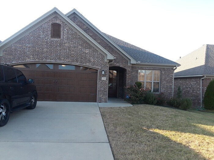 Beautiful like new construction House for Rent in Maumelle, AR