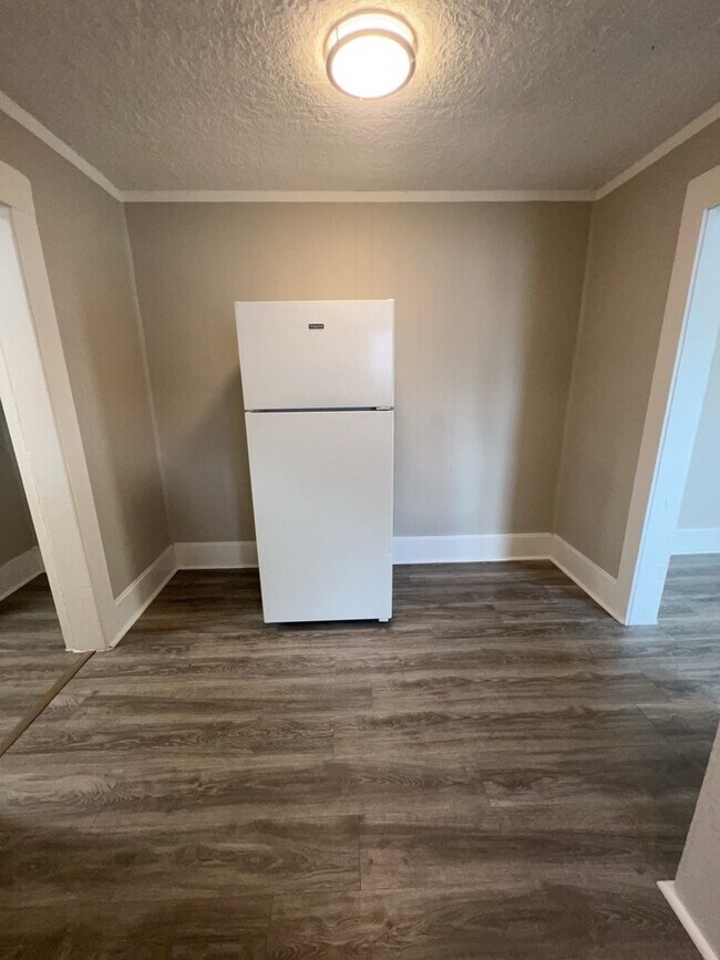 Foto del edificio - 6913 Avenue L