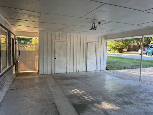 Building Photo - 173 Russell Rd