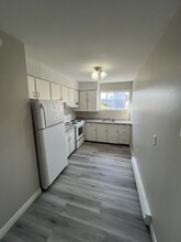 Building Photo - 34 Verdun St