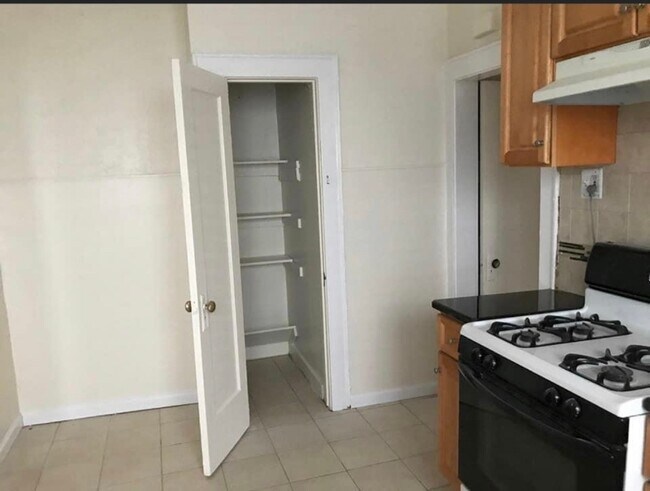 Foto del edificio - 314 Kerrigan Blvd