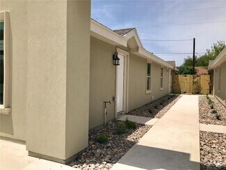 Building Photo - 2211 Taxco Ct