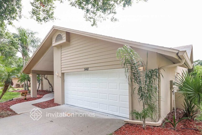 Foto del edificio - 5461 Oakridge Dr