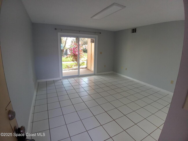 Foto del edificio - 183 Ulster Ln