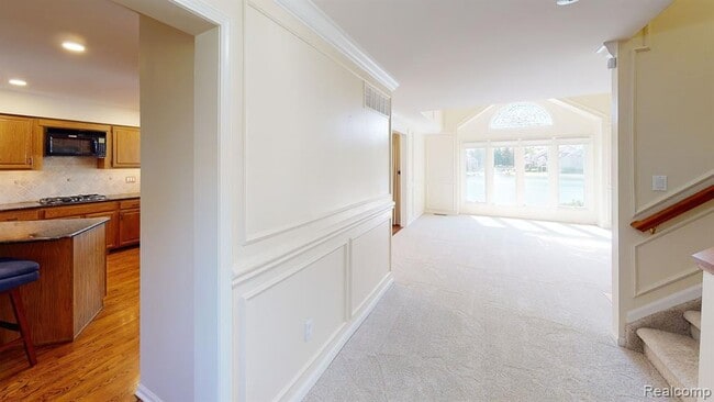 Building Photo - 18182 Blue Heron Dr