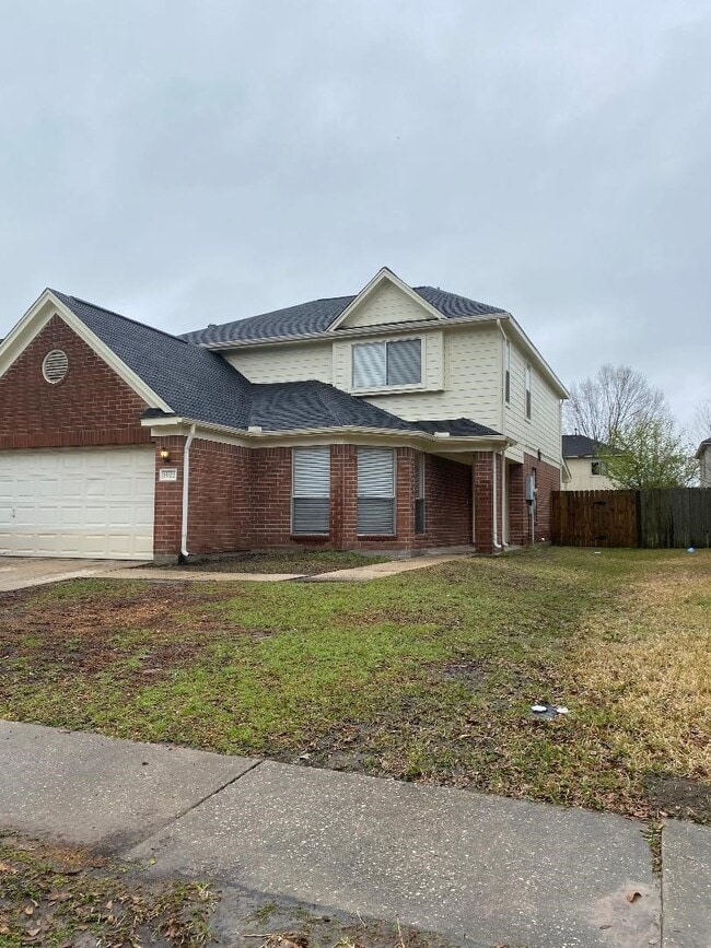 Building Photo - 15322 Romford Ln