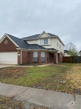 Building Photo - 15322 Romford Ln