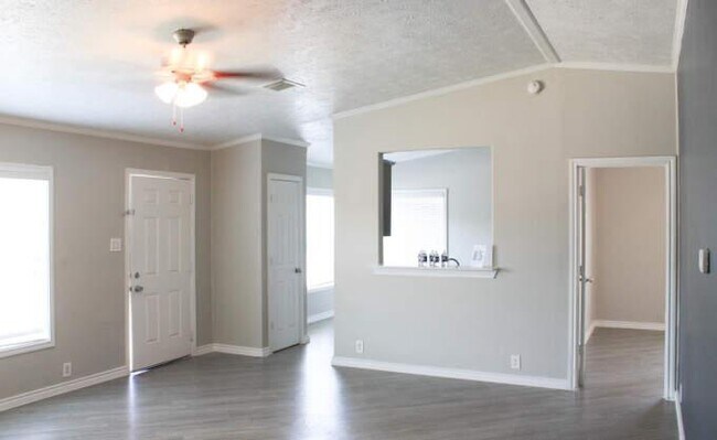 Foto del edificio - 3 bedroom in Stafford TX 77477