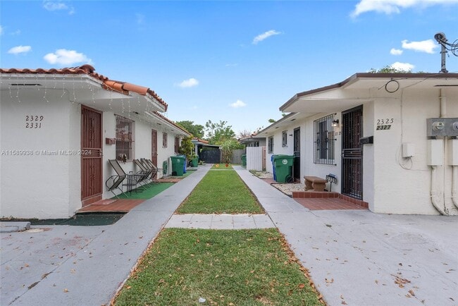 Building Photo - 2325 NW 29th St