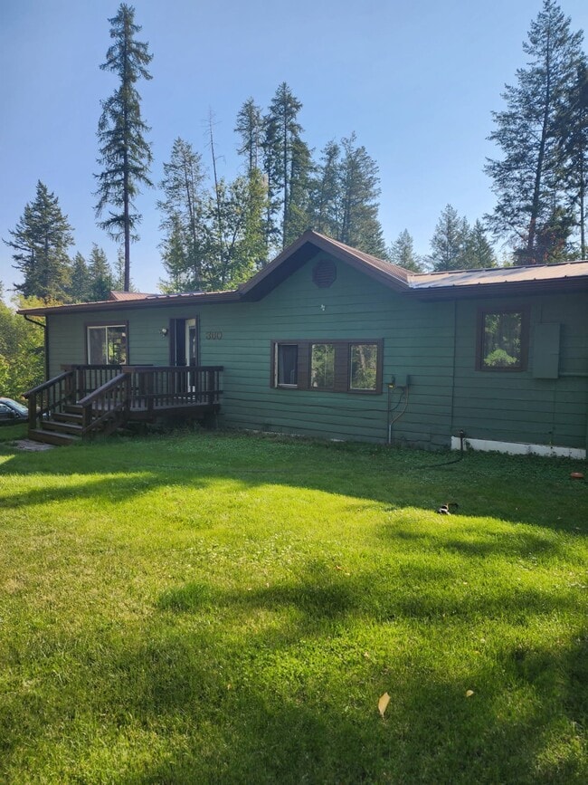 Building Photo - 360 Stoner Creek Rd