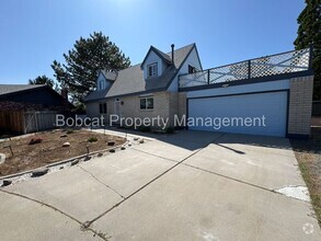 Building Photo - 20 Bodie Dr