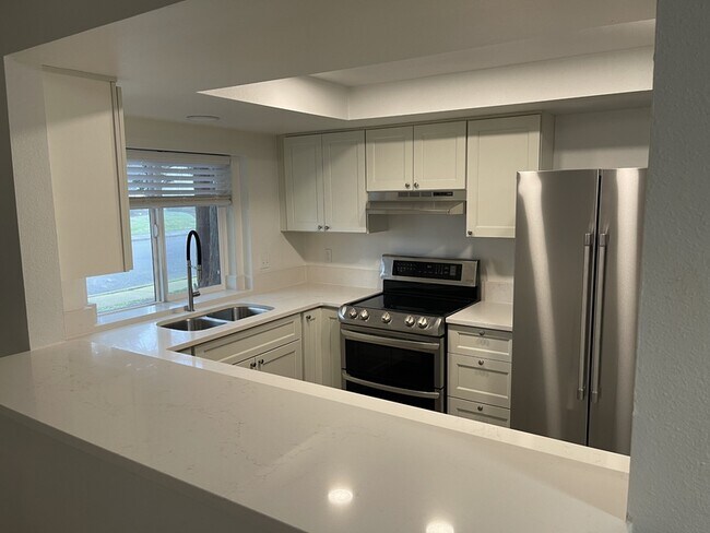 Foto del edificio - 4292 Meadowbrook Ct NE