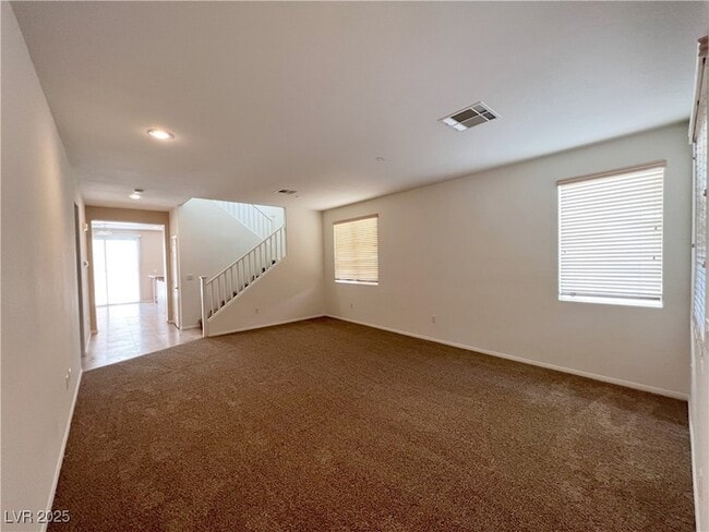 Building Photo - 251 Hickory Heights Ave