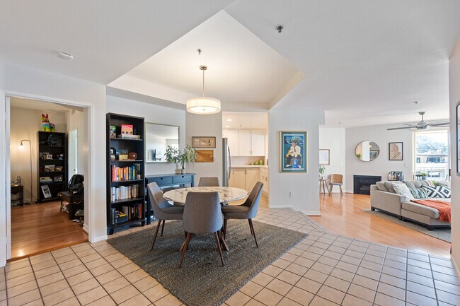 Foto del edificio - 225 Main St