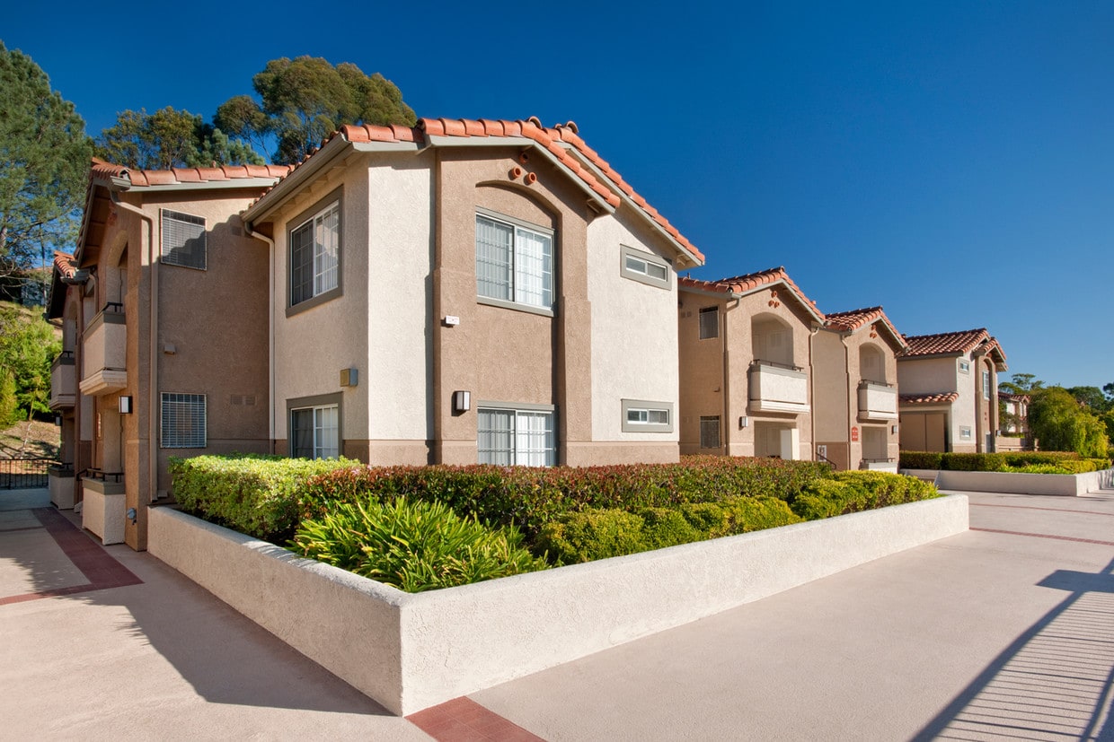 Solazzo Apartment Homes - 8506 Villa La Jolla Dr La Jolla, CA 92037 |  Apartments.com
