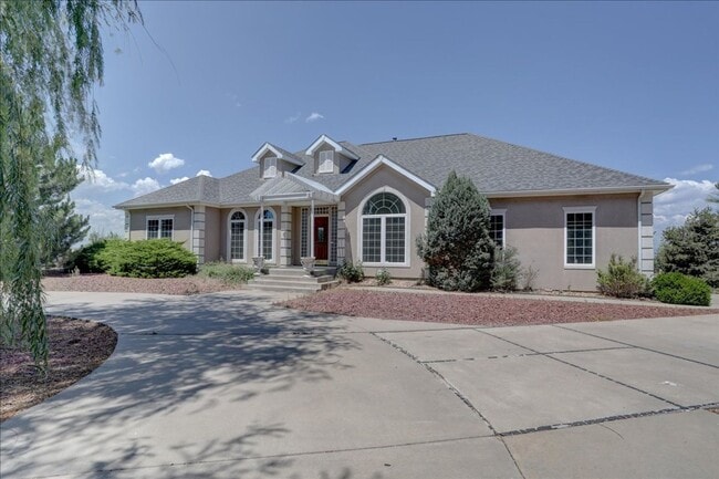 Photo - Amazing Custom Ranch with Privacy and Spra... House