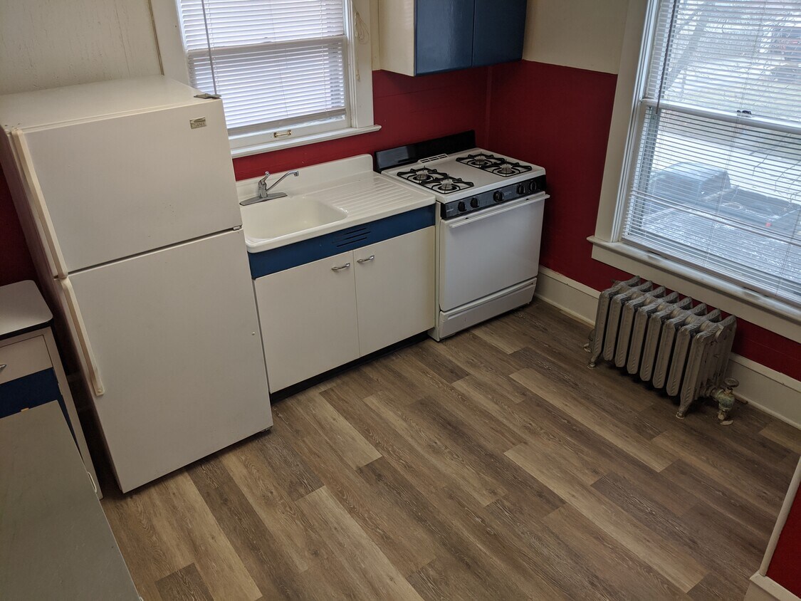 Foto principal - 701 W Church St