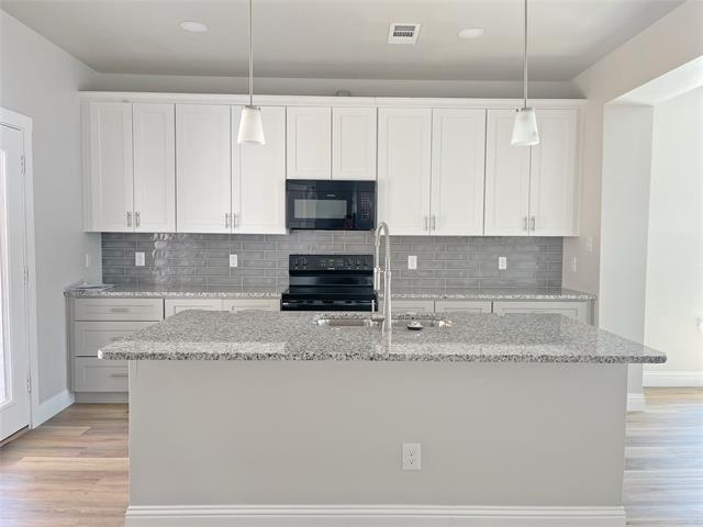 Building Photo - 4708 Houghton Ave