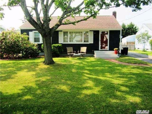 Building Photo - 70 Terry Rd