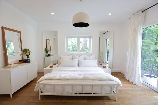 Foto del edificio - 12020 NE 5th Ave