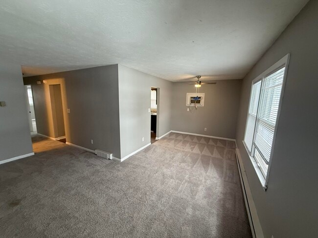 Building Photo - 309 Rebel Rd