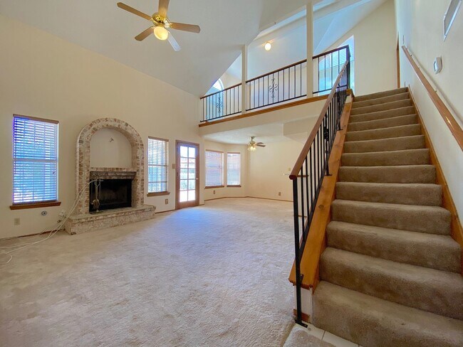 Foto del edificio - Northeast El Paso 3 bed with Refrig A/C an...