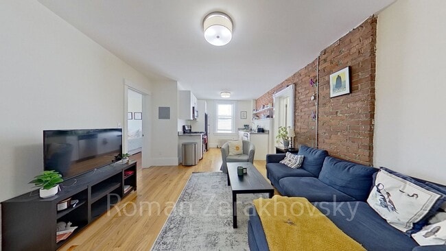 Photo - 83 Harvard St Apartment