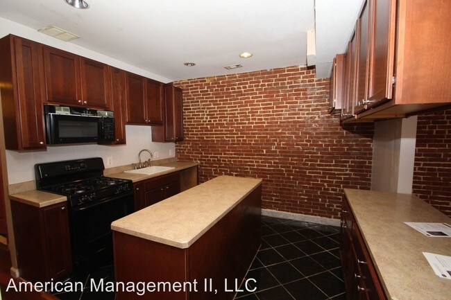 Building Photo - 316 Park Ave