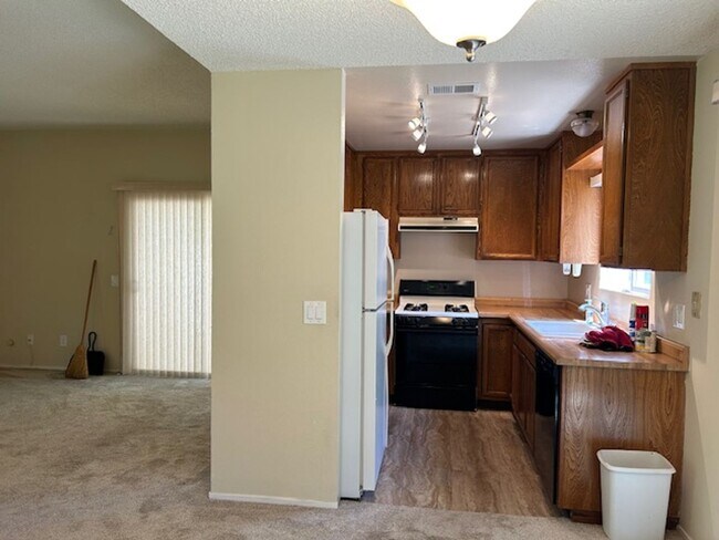 Foto del edificio - Charming 3 Bedroom, 2.5 Bathroom Condo in ...