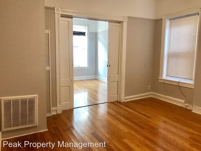 Building Photo - 1 br, 1 bath  - 209 N 3rd St 209 N 3rd St #1