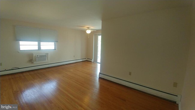 Building Photo - 430 Jefferson St