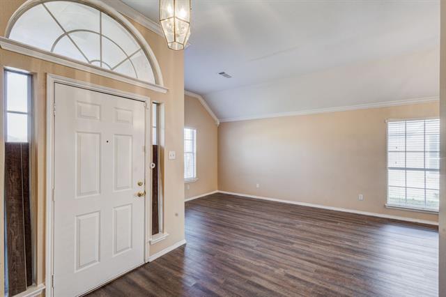 Foto del edificio - 3844 Harrison Dr