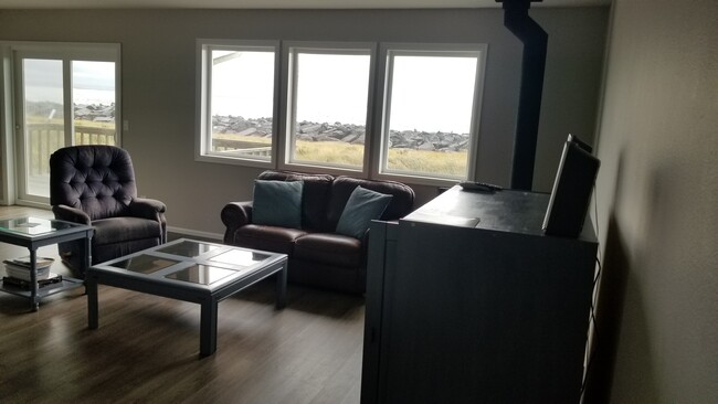 part of living area - 1471 E Ocean Shores Blvd SW