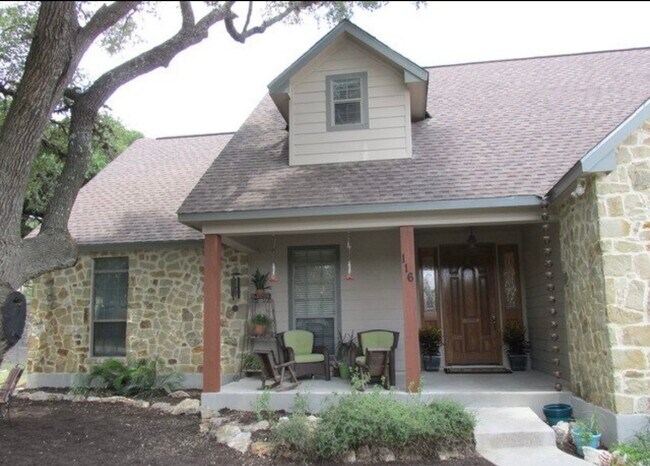 Building Photo - 116 Stonegate S