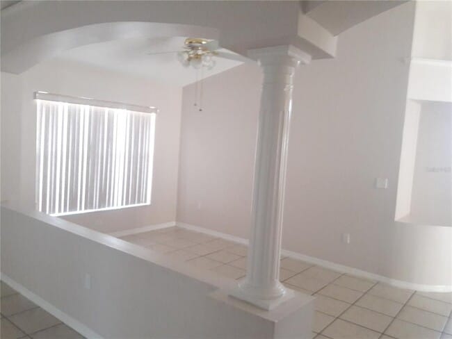 Building Photo - 3885 Blackberry Cir