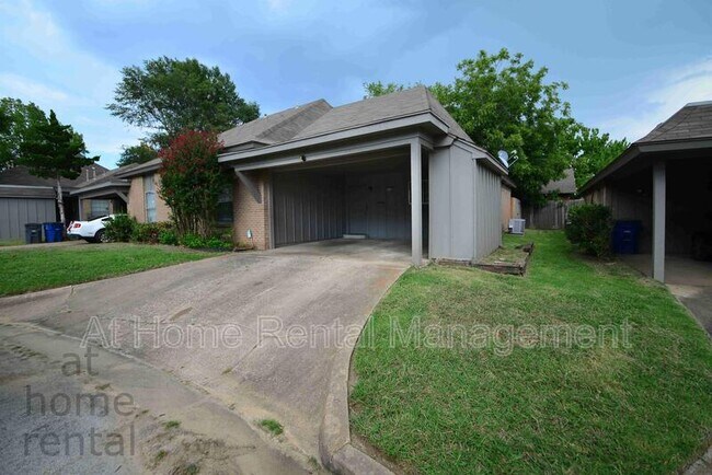 Building Photo - 4713 S Fulton Pl