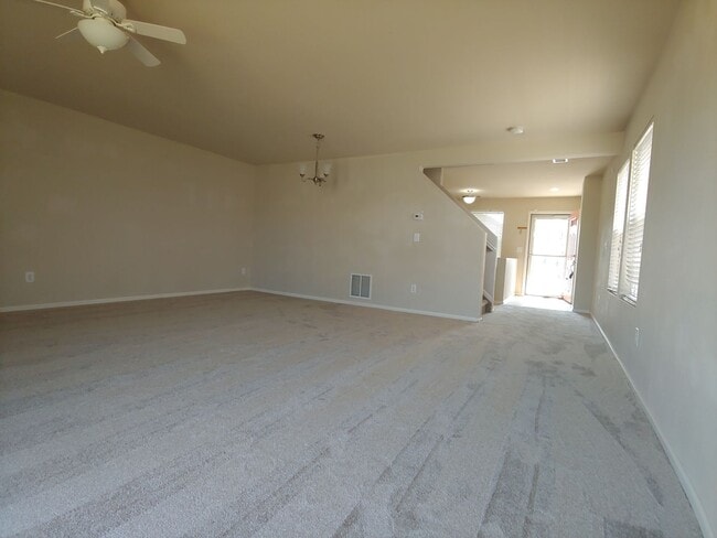 Foto del edificio - Delightful 3BD/2BA Townhome in Erie