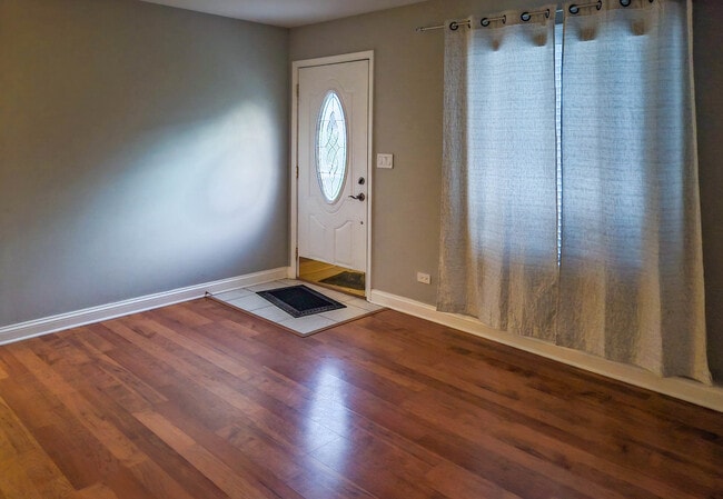 Foto del edificio - 824 Minnesota Cir