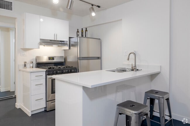 Interior Photo - The Loreto Apartments