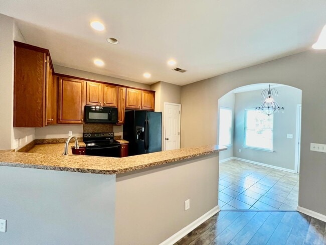 Building Photo - 9605 Turning Wheel Dr