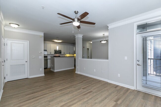 Foto del edificio - The Reserve at Johns Creek Walk