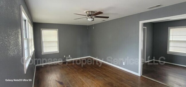 Foto del edificio - 2213 N 41st St