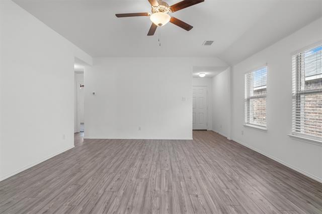 Foto del edificio - 2332 Rosaline Dr