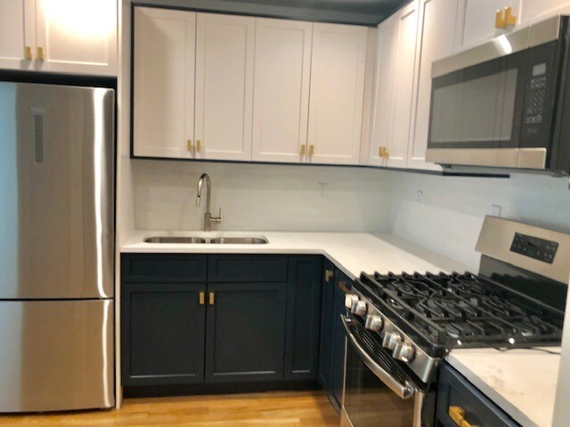 Foto principal - 1704 Ocean Avenue