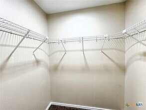 Building Photo - 831 Sagewood Trail