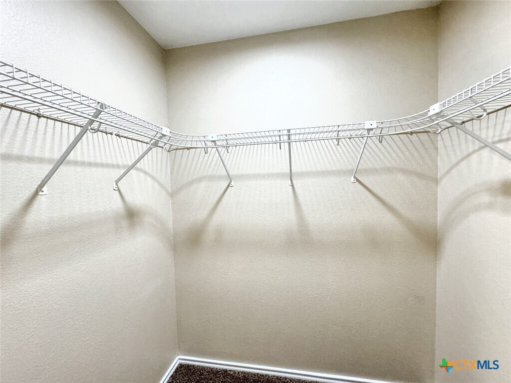 Foto del edificio - 831 Sagewood Trail