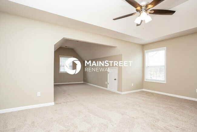 Foto del edificio - 5 Bedroom Pet-Friendly Home in Austell, GA with Main Street Renewal